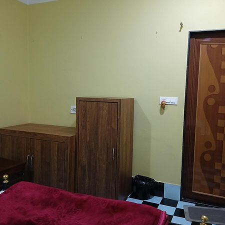 Anjali Homestay - 10 Mins From Airport Siliguri Eksteriør billede